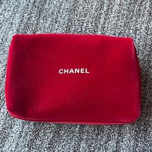 Chanel makeup bag never used
